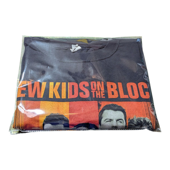 New Kids on the Block Shirt NKOTB 2008 Concert Dates Boy Band See Measurements - Picture 8 of 8